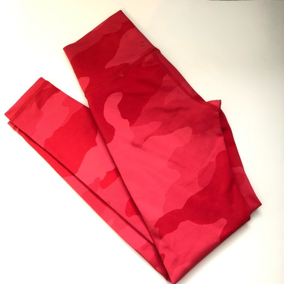 Aerie Offline red camo high rise leggings XS